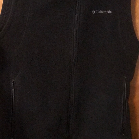 Men’s Columbia Fleece Vest - Picture 2 of 5